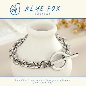*NEW*  Stainless Steel Chunky Style Link Toggle BRACELET (SILVER)
